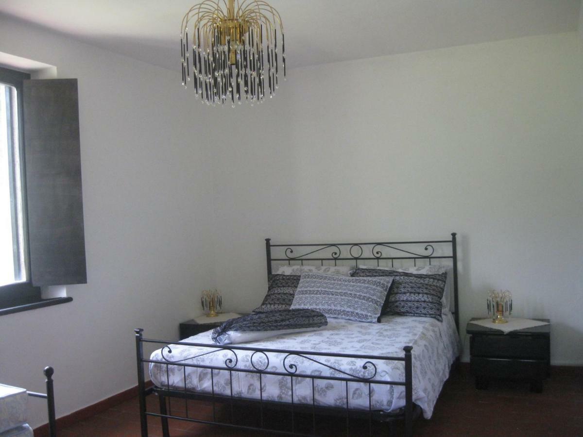 Alloggio Turistico Mooneyes Apartamento Castiglione In Teverina Exterior foto