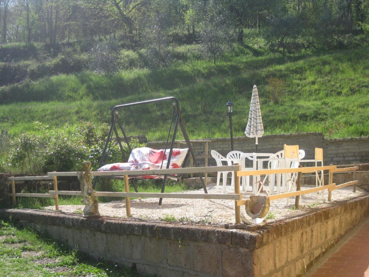 Alloggio Turistico Mooneyes Apartamento Castiglione In Teverina Exterior foto